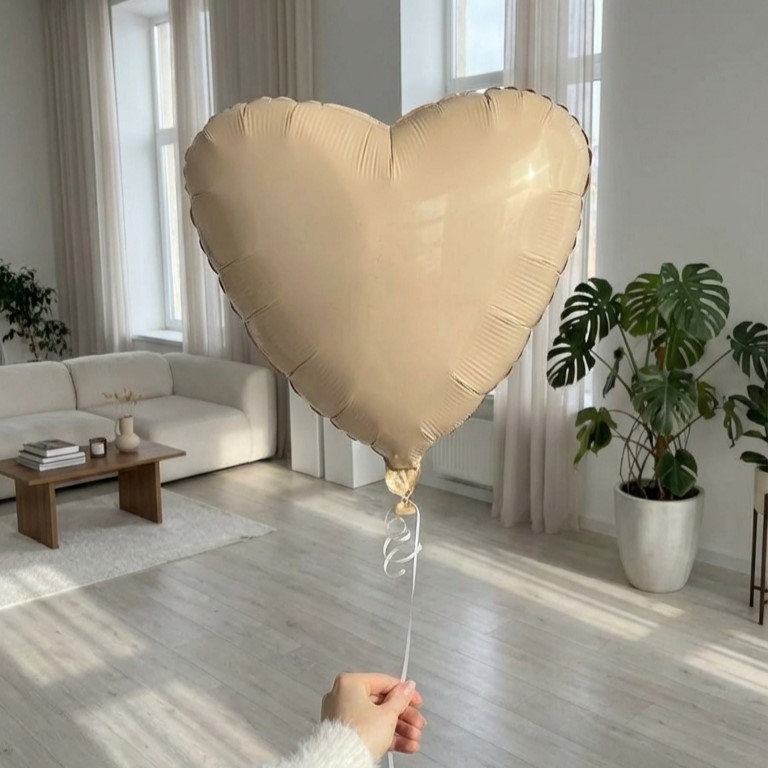 Фольгированный шар сердце светло-желтый