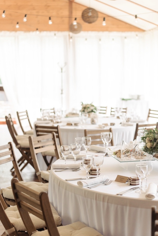 Оформление свадьбы в рустикальном стиле 