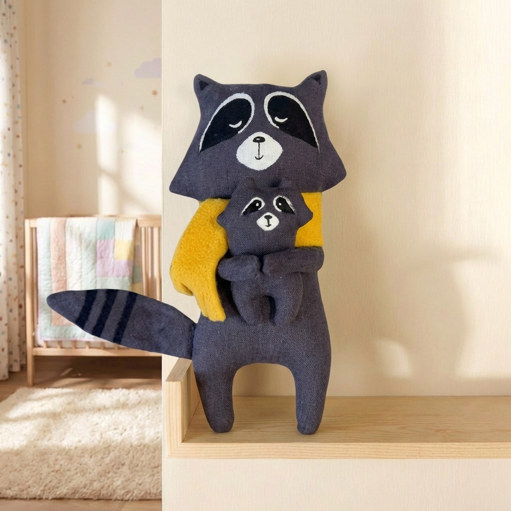 Игрушка "Енот"