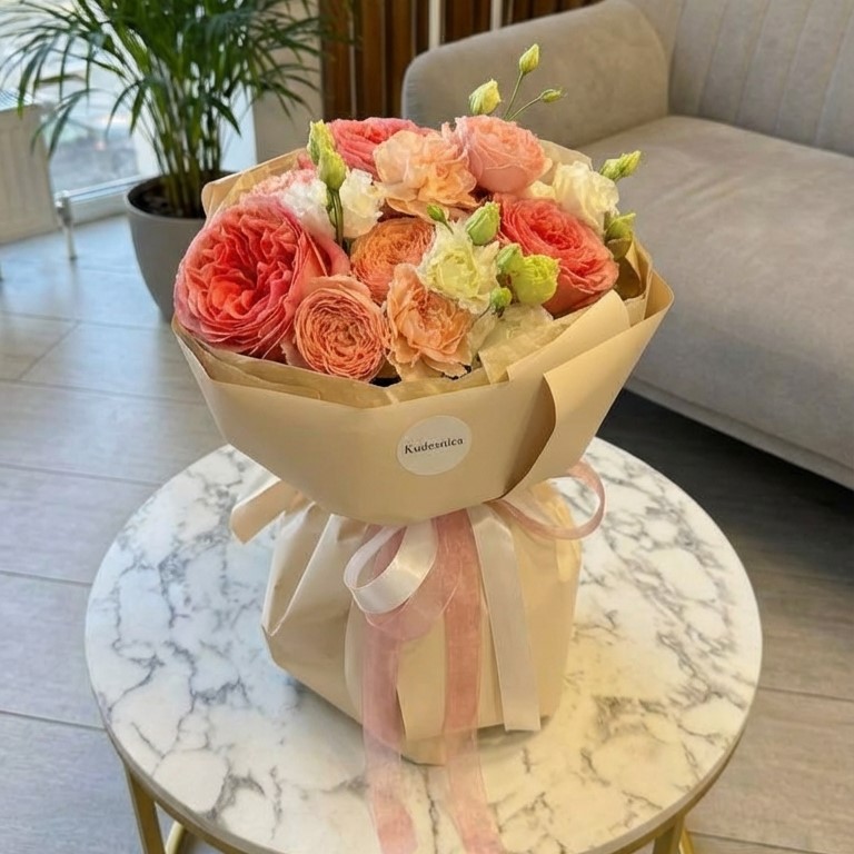 Букет "Теплый коралл"