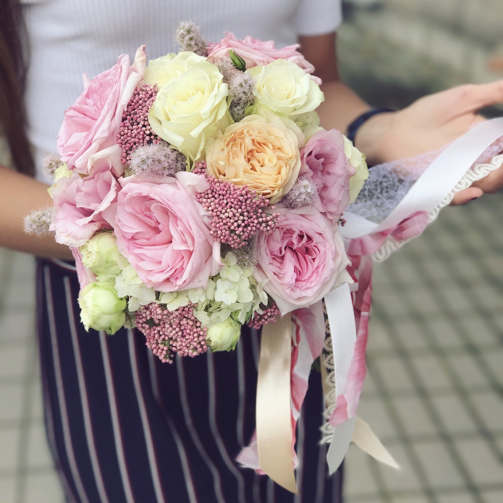 Букет невесты с розами Девида Остина